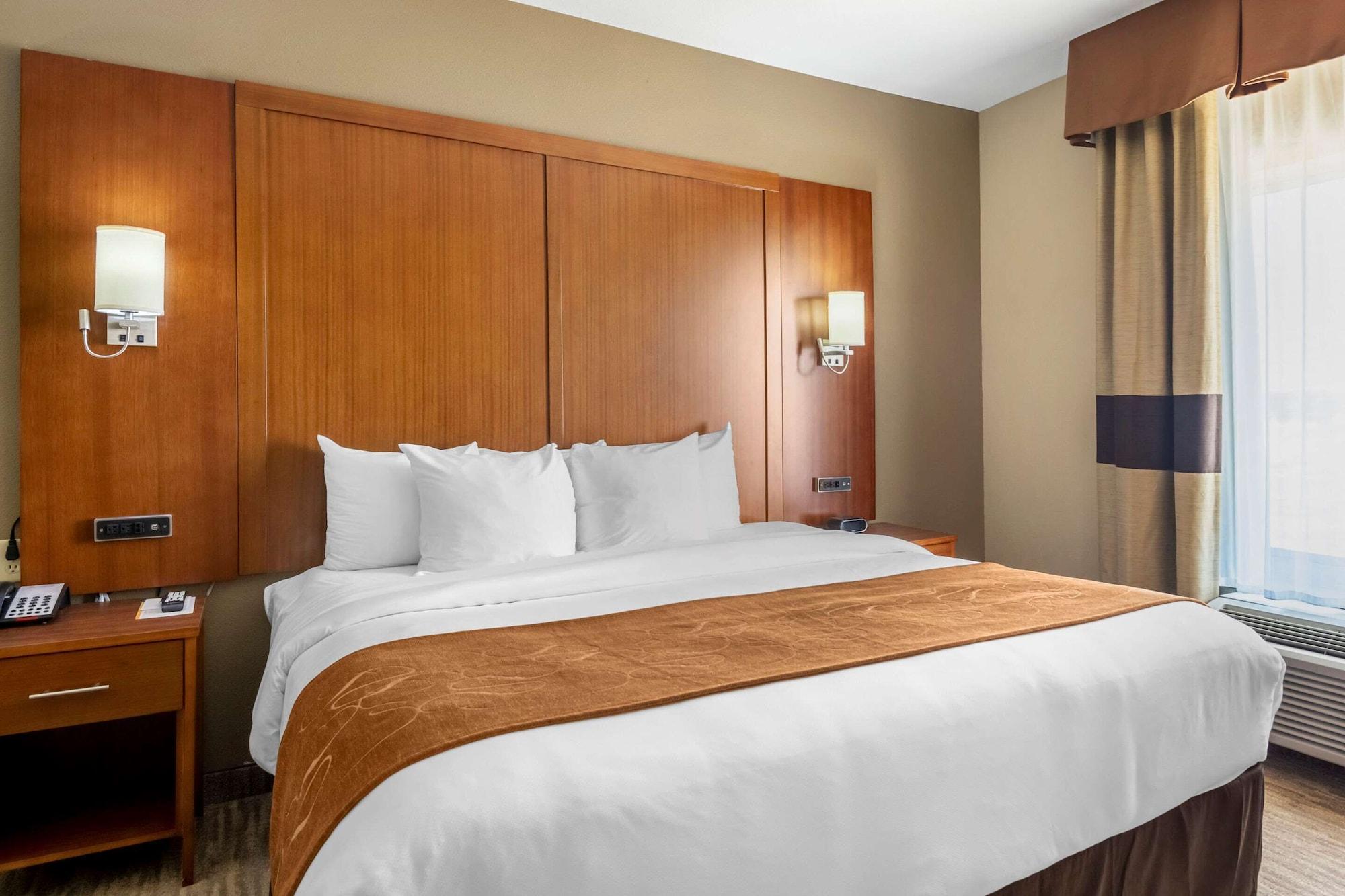 Hotel Comfort - Lubbock