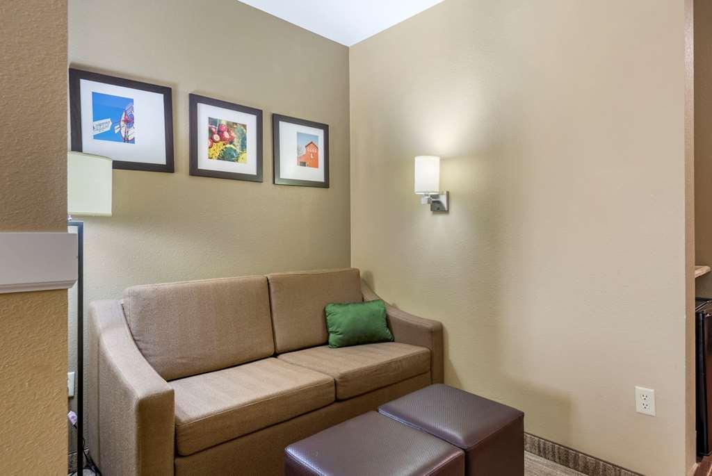 Hotel Comfort - University 2*