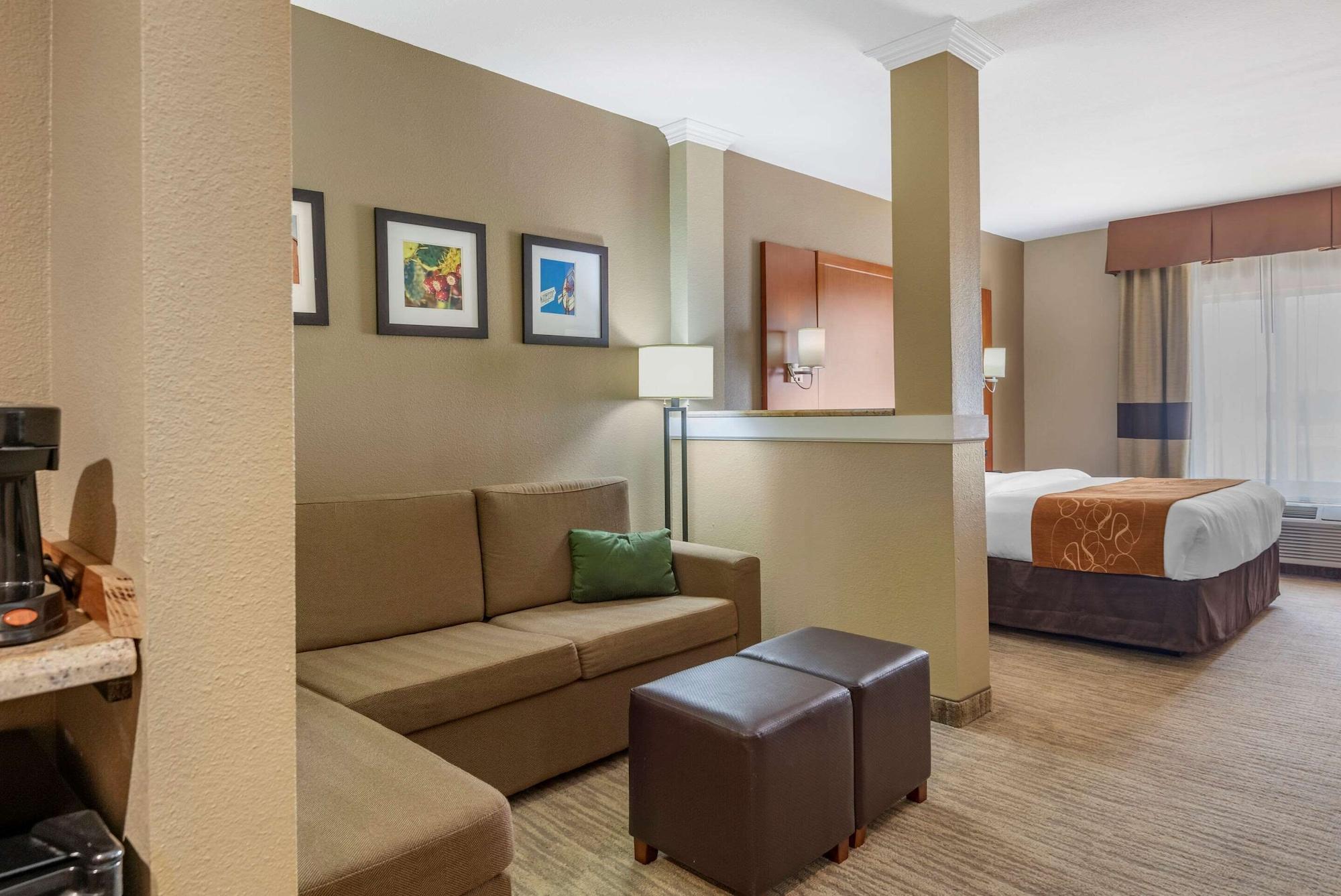 Hotel Comfort - University 2*